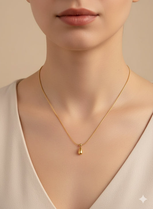 The 'Liquid Gold' Teardrop Necklace