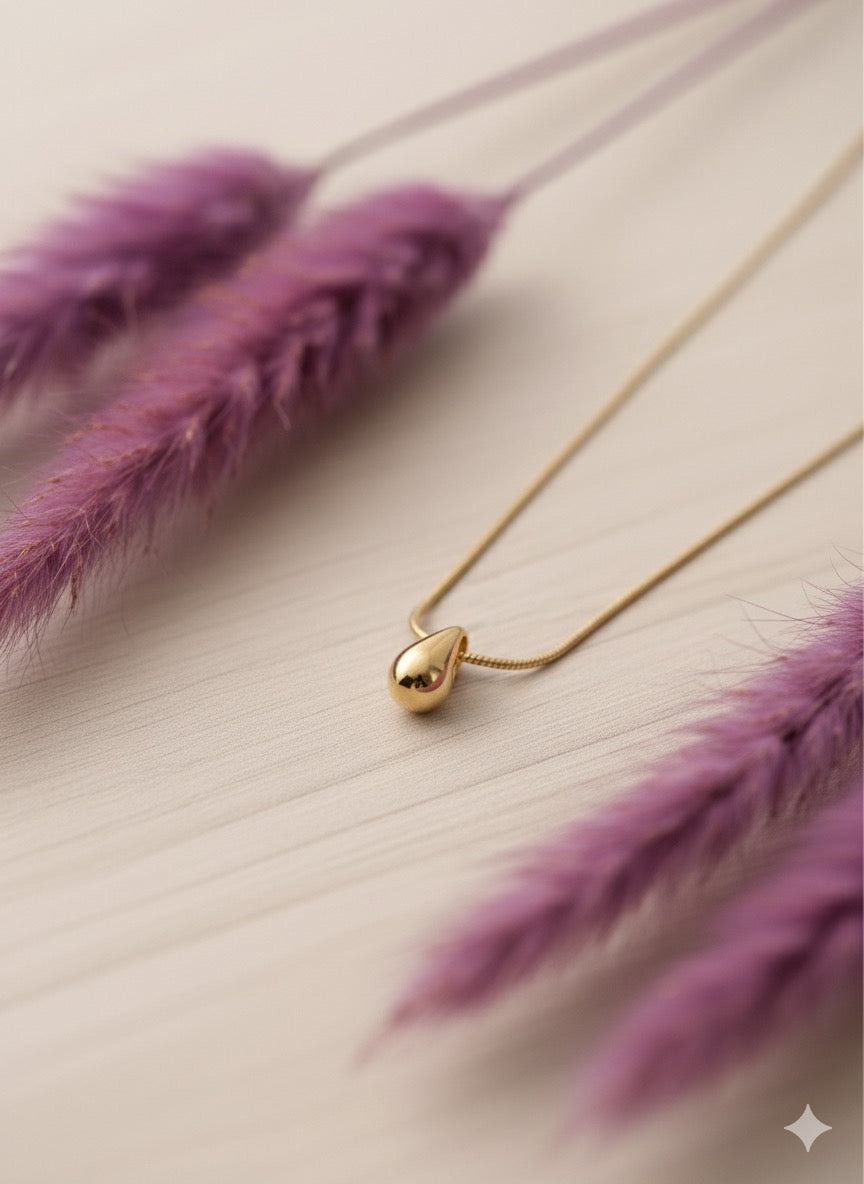 The 'Liquid Gold' Teardrop Necklace