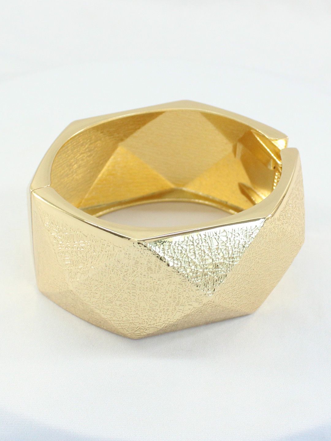Golden Ovel Hex Bracelet
