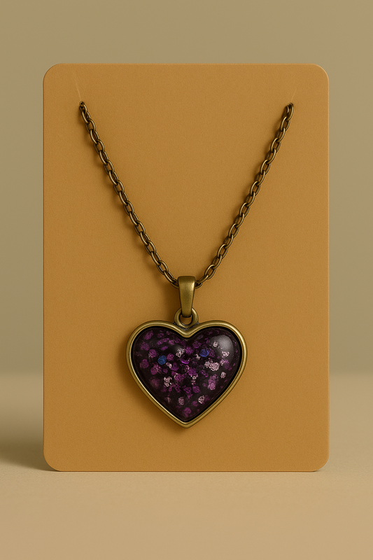 Galaxy Heart Resin Necklace – Handmade Pendant with Anti-Tarnish Chain